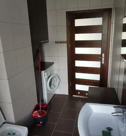 Apartment Familijny 3 64m2 *