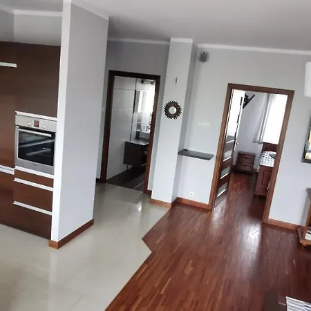 Familijny 3 64m2 Apartamento *